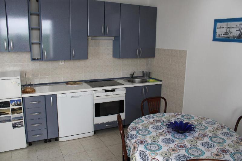 Apartments with parking space Supetar Brac - 20219 - image 8