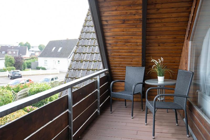 Brookhus - image 20