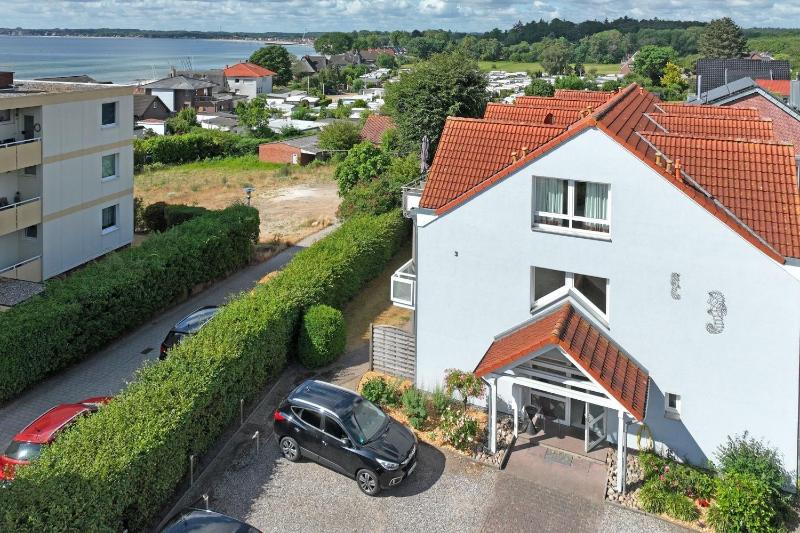 Apartment with Sea View image 4