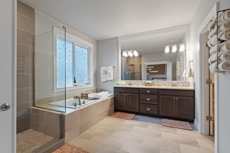 Luxury Home Mins to DT Game Room Nature Trails - image 47