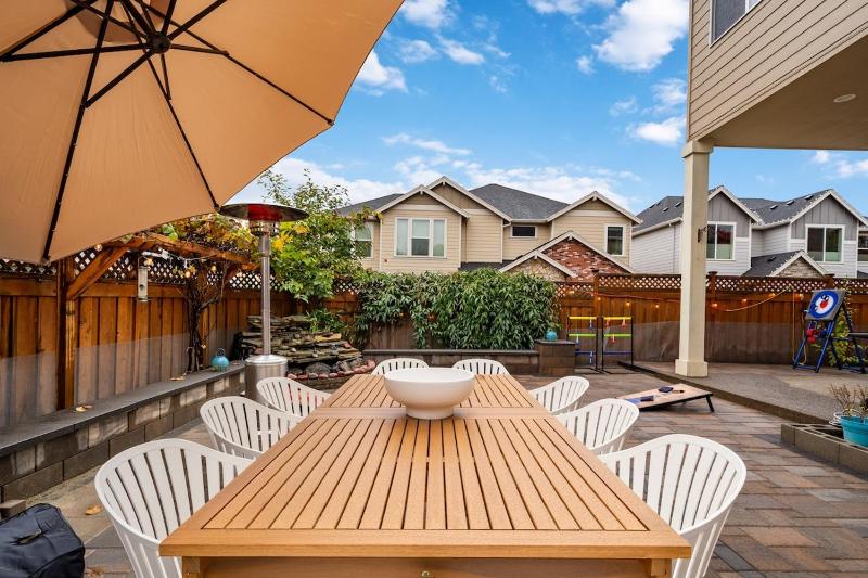 Luxury Home Mins to DT Game Room Nature Trails - image 38