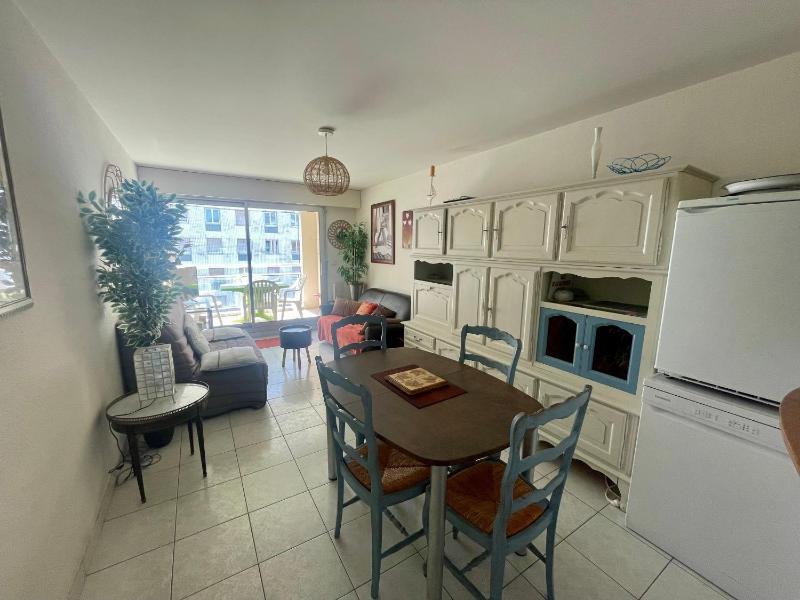 Appartement T3 à 150m de la plage proche centre avec garage et loggia – Les Sables d'Olonne - FR-1-92-562 - image 9