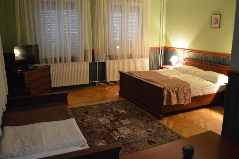 Triple Room image 2