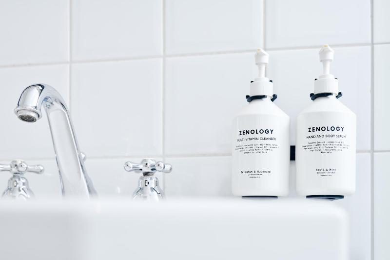 Superior Room with Shower image 2