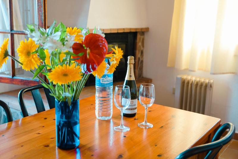 Three-Bedroom House image 4