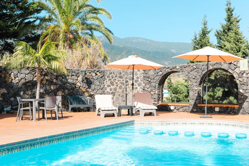 Three-Bedroom House image 3