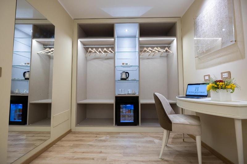 Suite with Terrace image 2