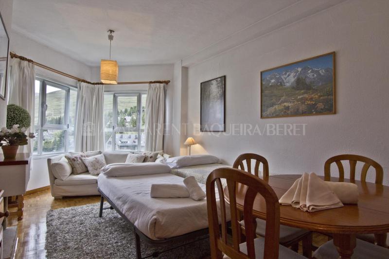 One-Bedroom Apartment (4 Adults) image 3