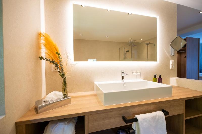 Suite image 3