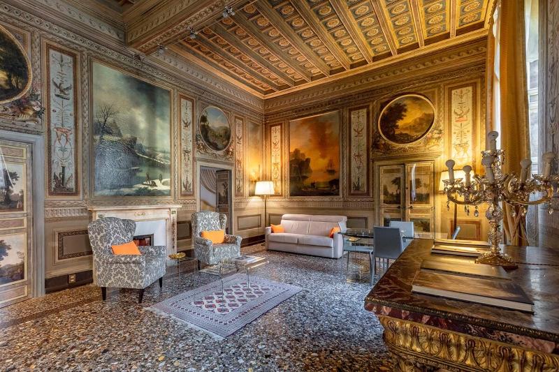 Palazzo Borghese a Burghesius home - image 12