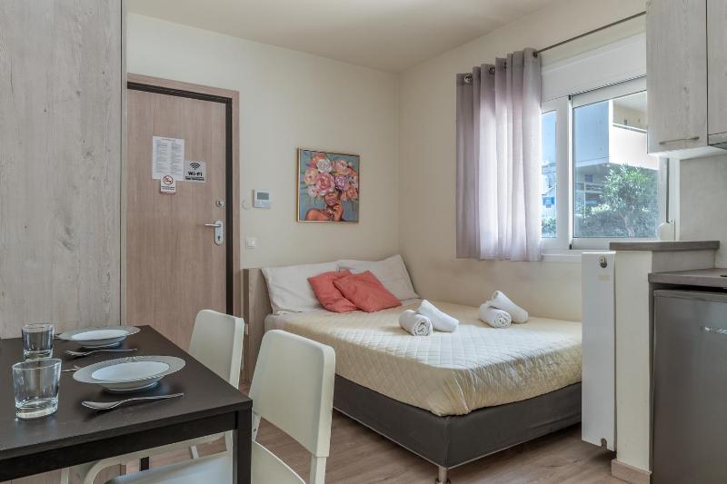 Deluxe Double Studio - Ground Floor image 4