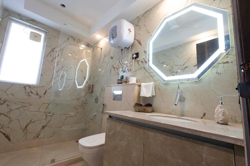 Four Bedroom Luxurious Apartment near Cyber Hub - image 9