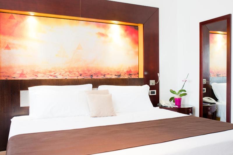 Triple Room image 3
