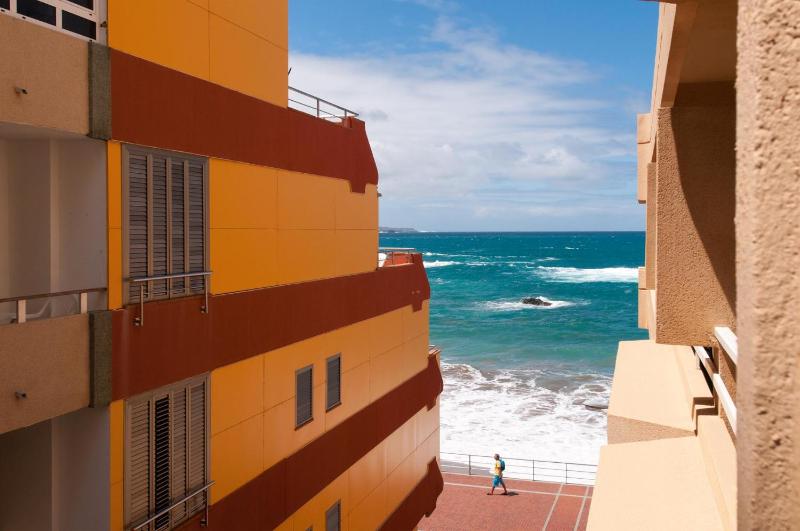 Las Canteras Kant by Villagrancanaria - image 14