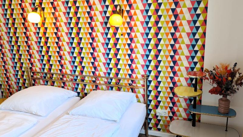 Double Room image 3