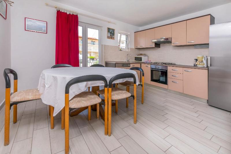 Apartment image 1