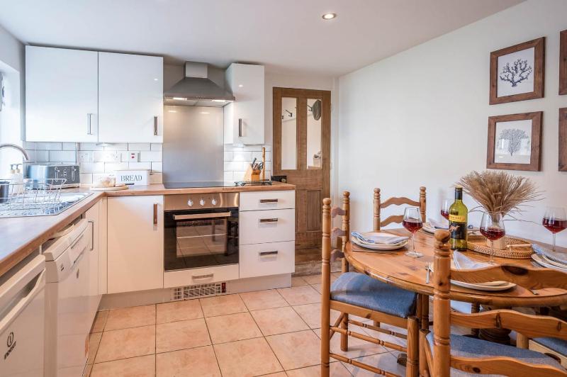 Stable Cottage Friston - image 8
