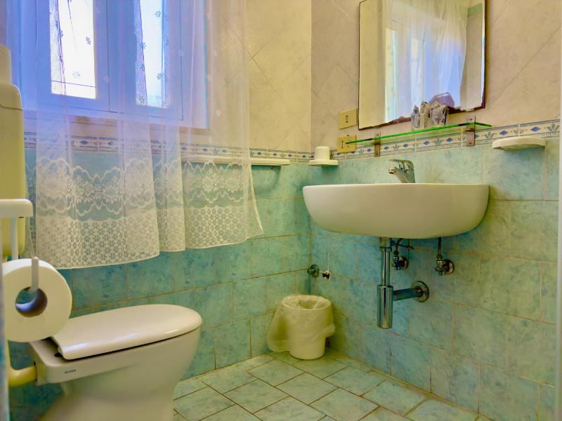 Two-Bedroom Apartment with Terrace and Sea View image 3