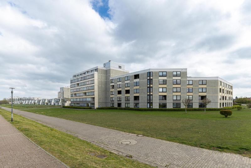 Apartment with Sea View image 3