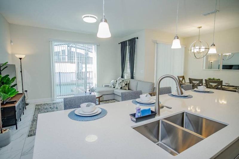 Relax in Ultimate Comfort with Pool & BBQ Area - image 16