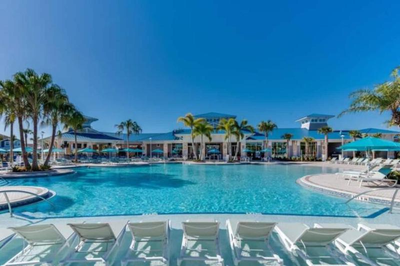 Relax in Style with Private Pool BBQ and More - image 24