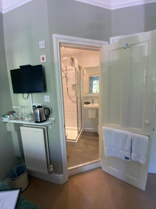 Single Room image 4