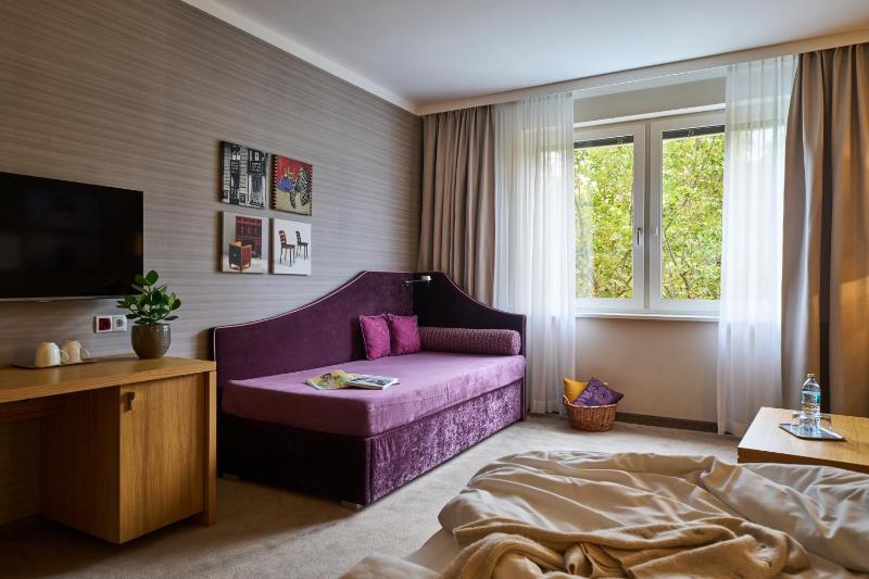 Comfort Family Room image 3