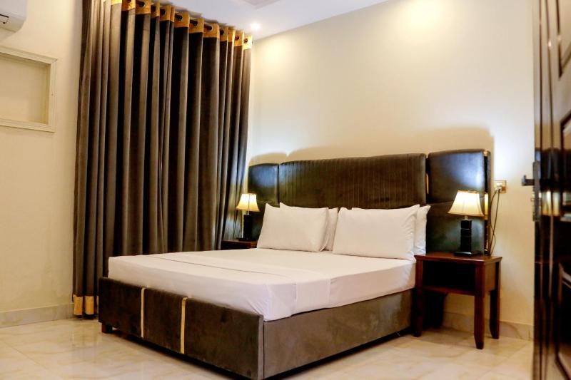 Royalton Inn Hotel - Liberty - image 3