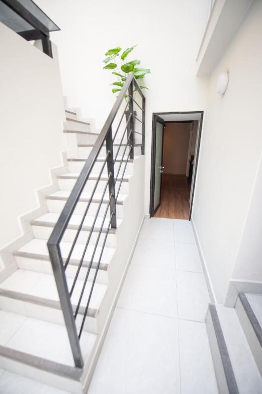 Beautiful Duplex 1 block from the main square - image 6