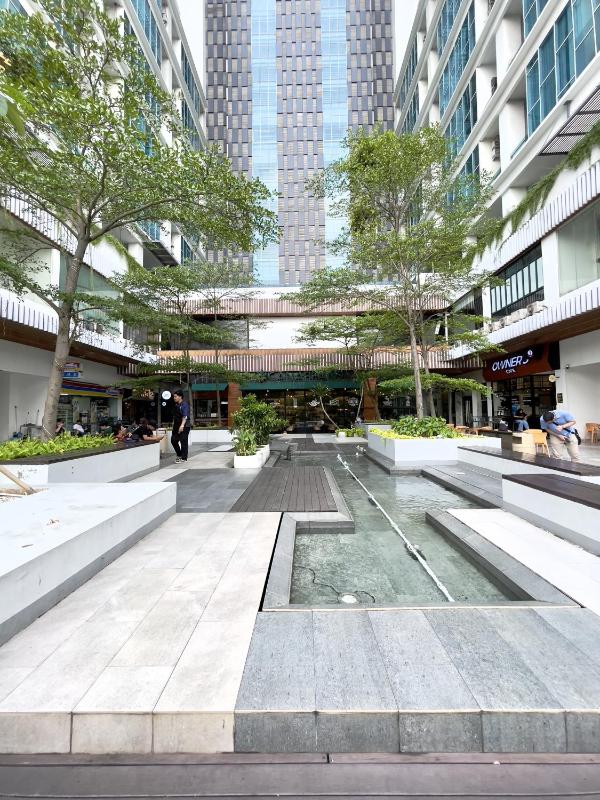 brooklyn alamsutera apartment - image 10