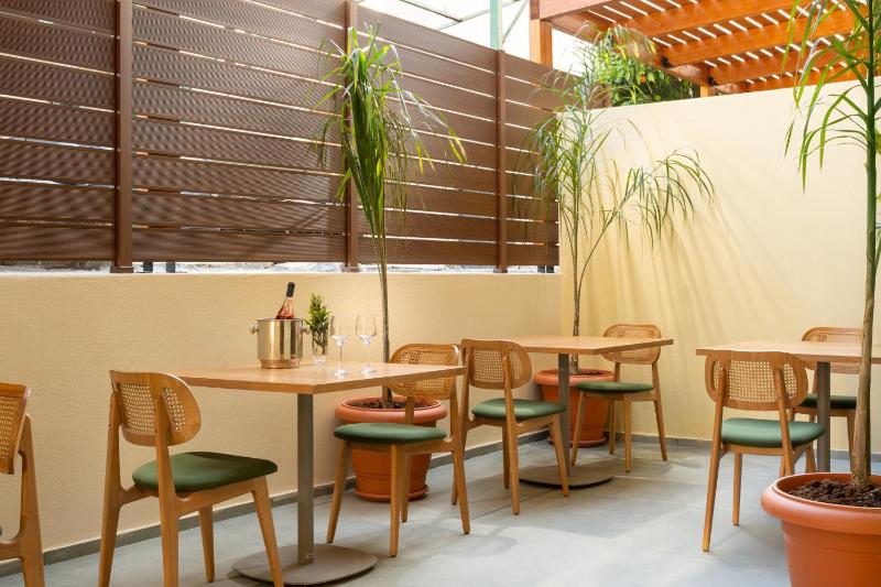 Açai Plant Based Hotel - image 14