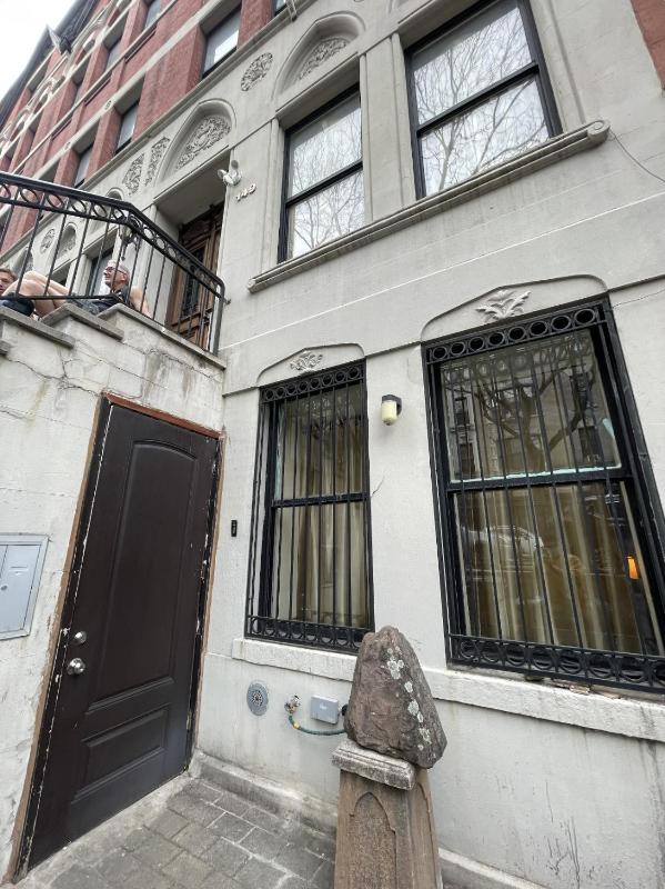 NYC Townhouse Apartment - image 3