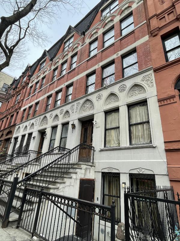 NYC Townhouse Apartment - image 11