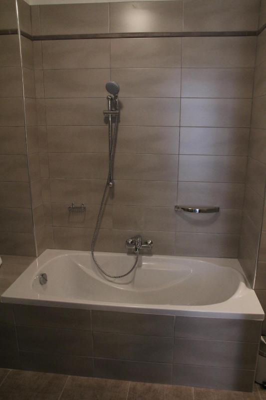Superior Double Room with Balcony image 4