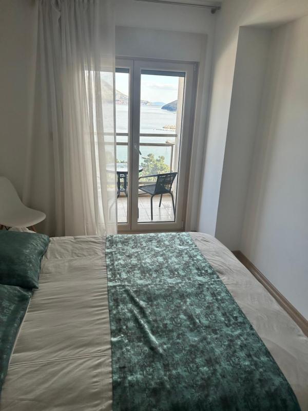 Apartment with Balcony image 4