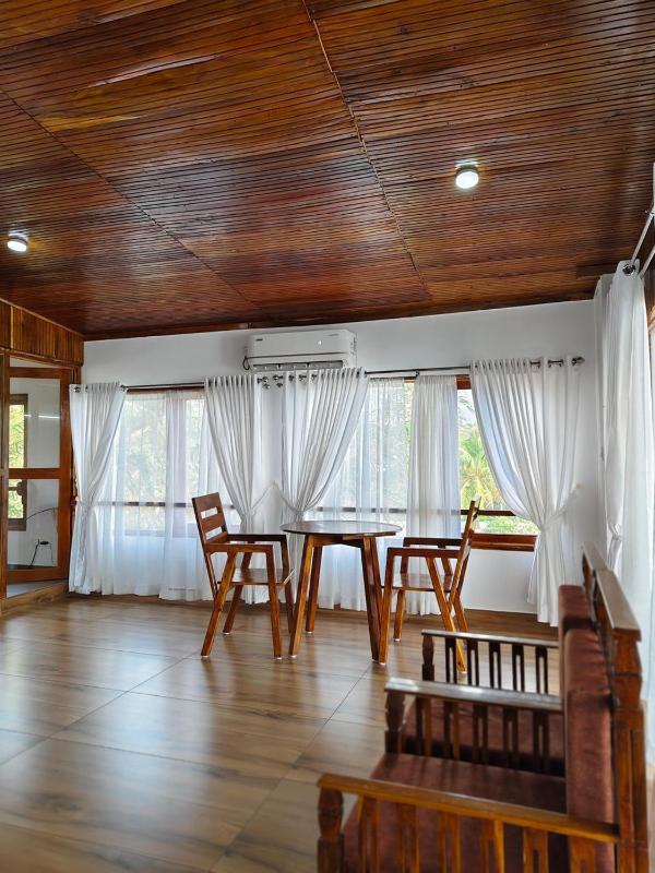 Peak Paradise Resort - image 17