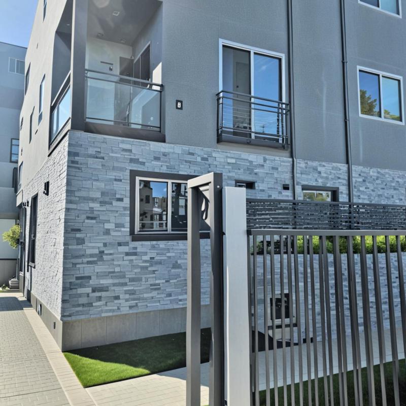 Four-Bedroom Townhouse at Andrews image 3
