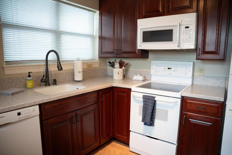 Apartment with Balcony image 4