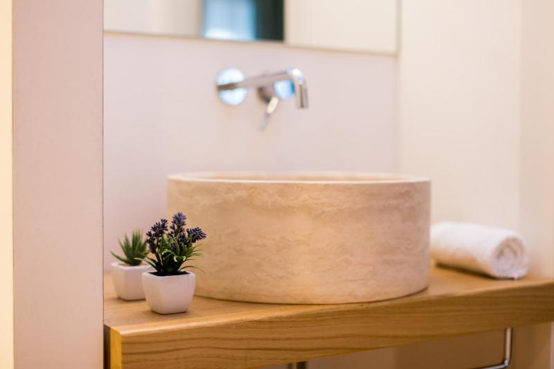 Standard Double Room image 1