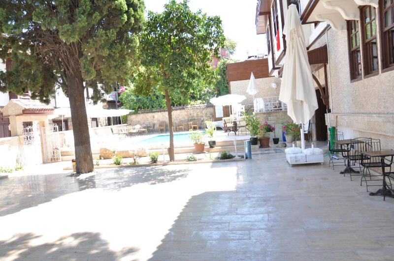 Urcu Hotel - image 7