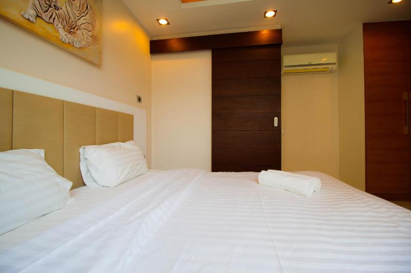 Hyde Park Residence by Pattaya Sunny rentals - image 10