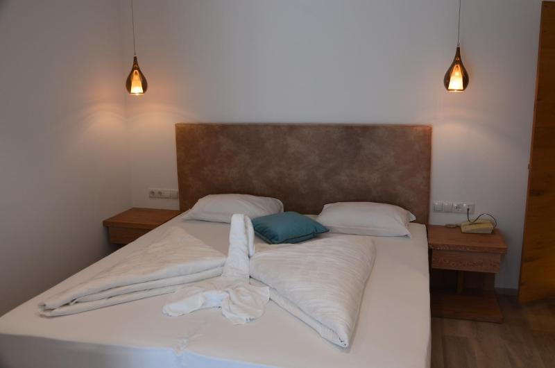 Double Room image 4