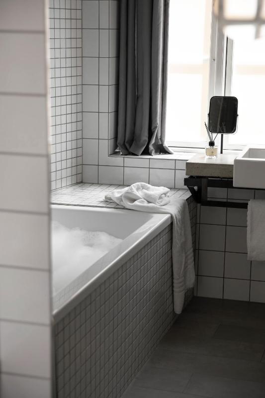 Suite image 3