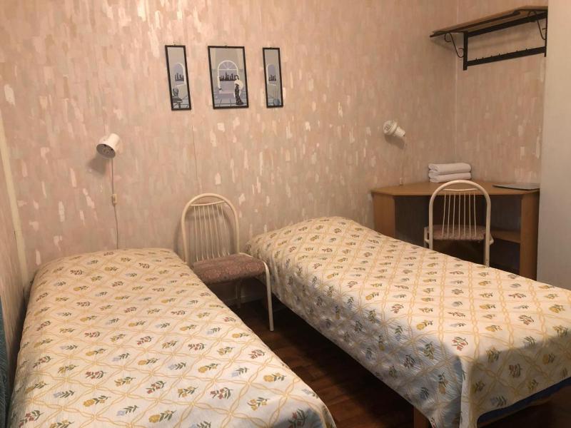 Twin or Double Room image 4