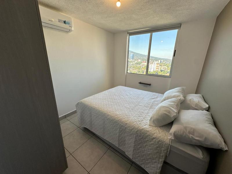 Volcano View Apt Floor 16 New Building Luxury - image 3