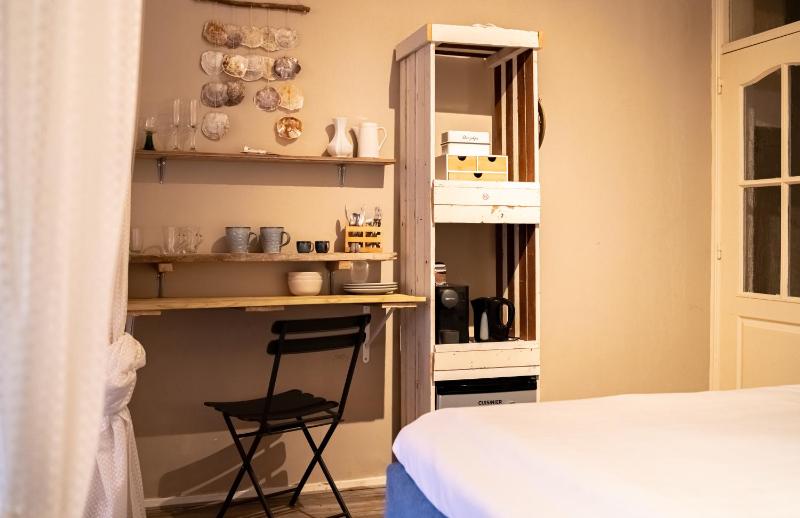 Suite with Spa Bath image 3