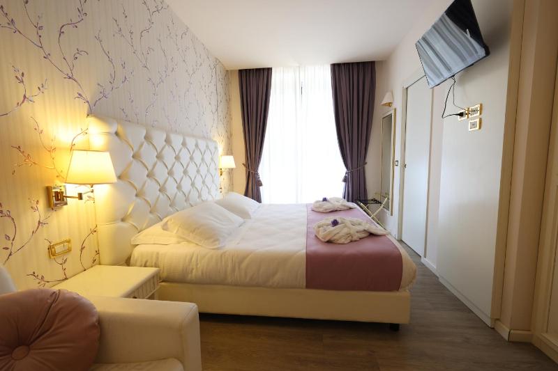Deluxe Junior Suite image 2