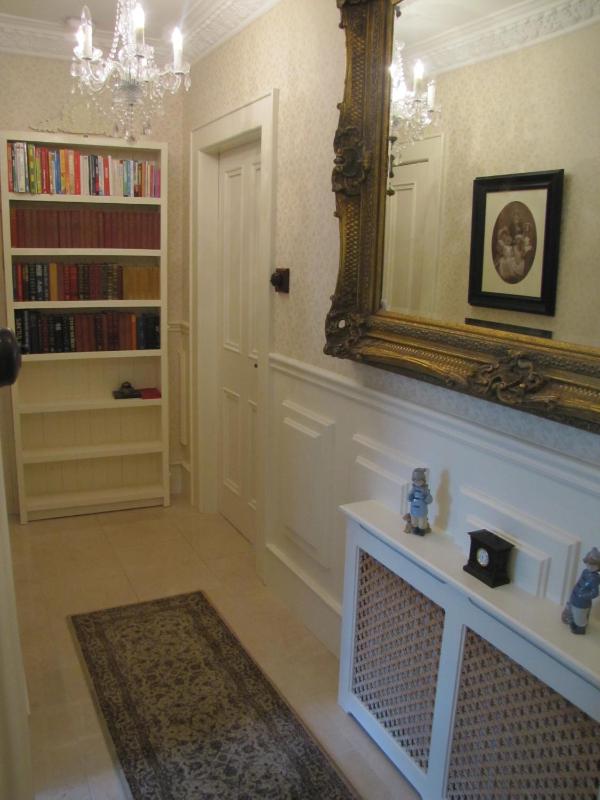 Double Room with Four Poster Bed image 4