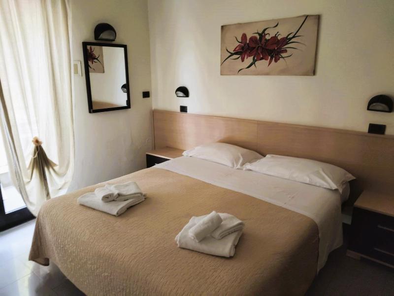 Double or Twin Room image 1