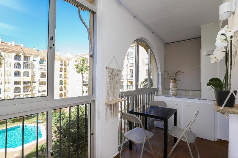 Camelia 3bed apartment - Fuengirola centre 250m beach - image 8